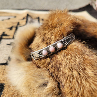The Wesley Cuff - Pink Conch