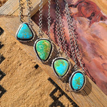 Load image into Gallery viewer, The Crow Foot Necklace - Sonoran