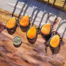 Load image into Gallery viewer, The Duluth Spiny Necklace - Orange