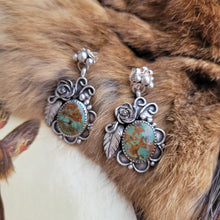 Load image into Gallery viewer, The Raven Earrings