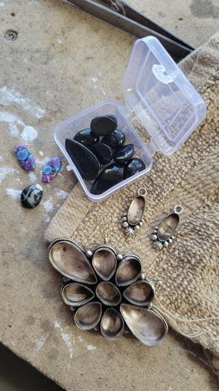 Jolie Onyx Cluster