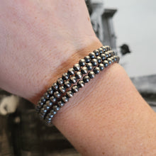 Load image into Gallery viewer, 4mm Pearl Memory Wire Bracelet