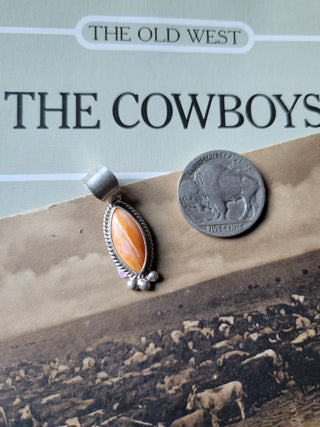 The Carlisle Pendant - Orange Spiny