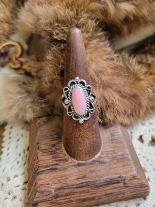 The Livie Ring - Pink Conch