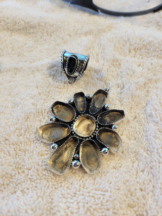 The Tamara Mixed Mine Cluster Pendant