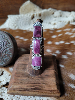 The Timber Ring - Sz 7 - Purple Spiny