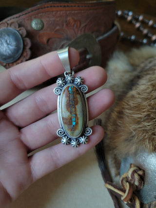 Dani Pendant - Royston Ribbon