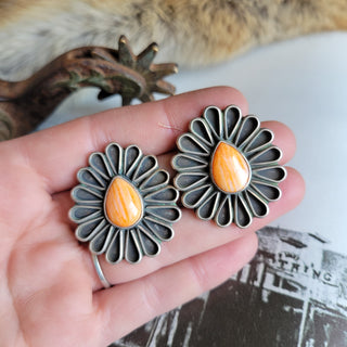 The Wildflower Studs - Spiny