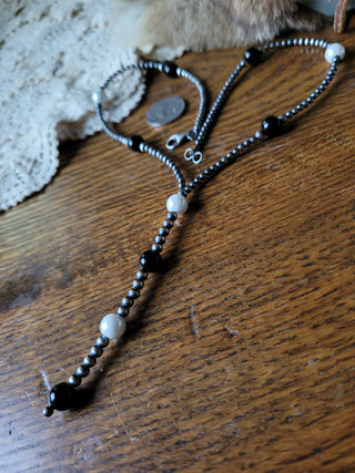 The Hollis Pearl Lariat - Onyx & Pearls