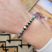 Load image into Gallery viewer, The Larie Pearl Bracelet- 9.5&quot;