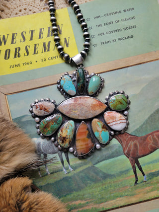 The Evie Cluster Pendant