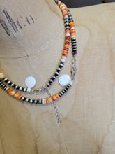 Load image into Gallery viewer, Wilson 6mm Pearls - Orange Spiny