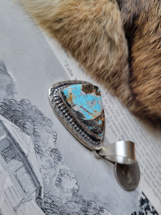 The Cadillac Pendant - Sierra Nevada