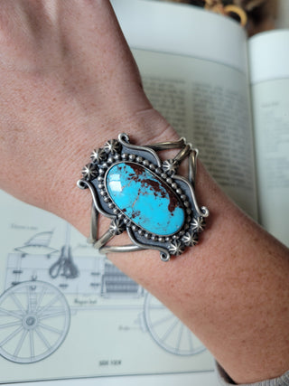 The Edie Statement Cuff - Kingman