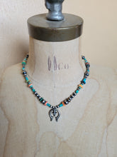 Load image into Gallery viewer, Buckskin Naja Pearls