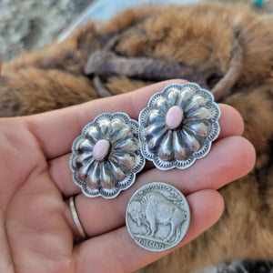 Pink Conch Conchos