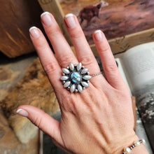 Load image into Gallery viewer, The Carlie Cluster Ring