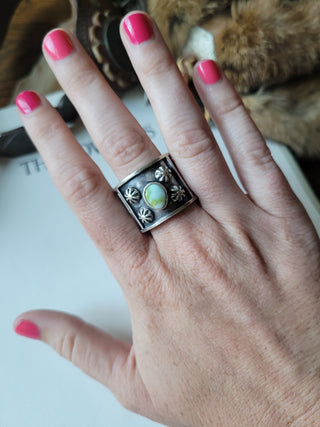 The Broken Trail Ring - Sz 11 - Palomino