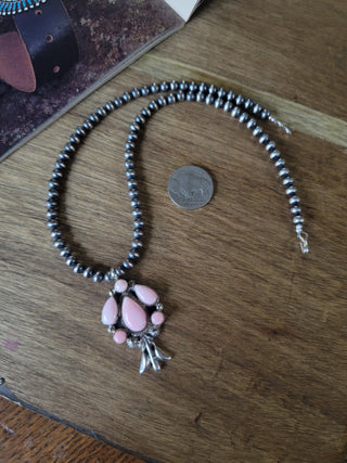 The Lydia Necklace - Pink Conch