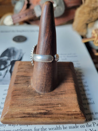 The Broken Arrow Ring - Sz 9 - Royston