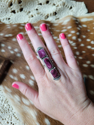 The Timber Ring - Sz 7 - Purple Spiny