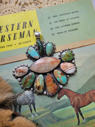 The Evie Cluster Pendant