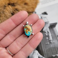 Load image into Gallery viewer, Turtle Pin
