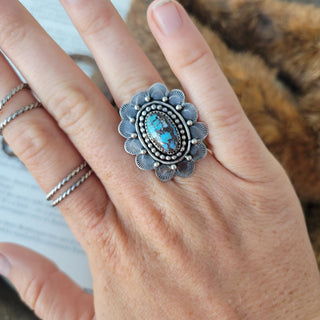 Golden Hills Flower Ring - 6.5