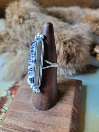 The Kuntz Bar Ring - Sz 7 - White Buffalo