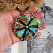 Load image into Gallery viewer, The Lauren Cluster Pendant