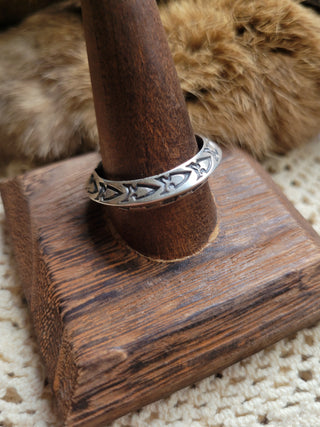 Sunshine Reeves Arrowhead Band - Sz 13