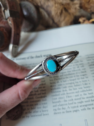 The Flora Cuff - Kingman