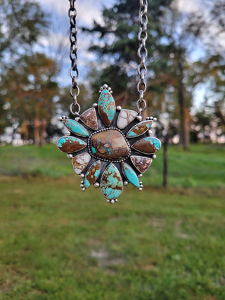 The Whirlwind Cluster Necklace - Paula