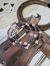 Load image into Gallery viewer, The Denver Pearl Bracelet - Pink Conch