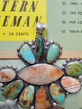 The Evie Cluster Pendant