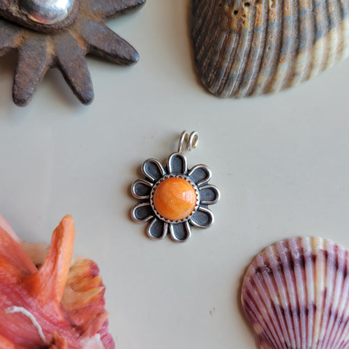 The Peachy Flower Charm • Spiny • PRE-ORDER
