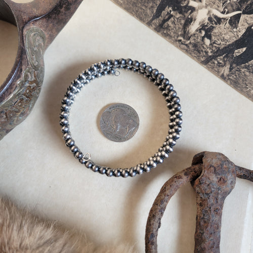 4mm Pearl Memory Wire Bracelet