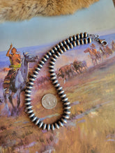 Load image into Gallery viewer, 9mm Saucer Pearls - 16&quot;