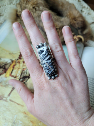 The Kuntz Bar Ring - Sz 7 - White Buffalo