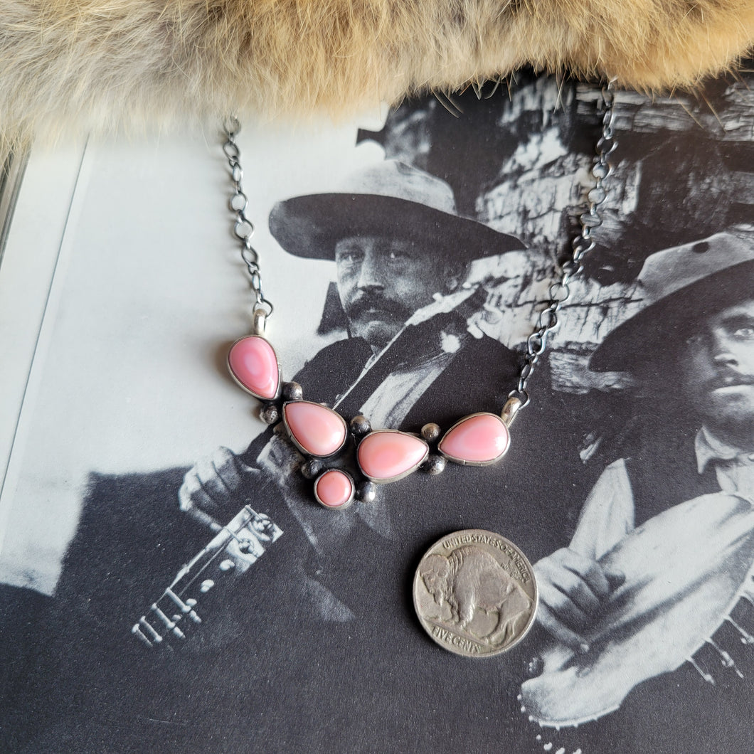 The Harding Necklace - Pink Conch