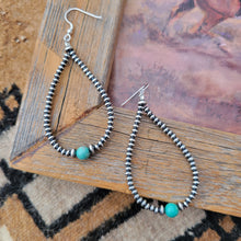 Load image into Gallery viewer, The Dallas Pearl Hoops
