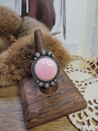 The Amelia Ring - Pink Conch