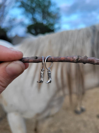 Boot Scootin' Huggies