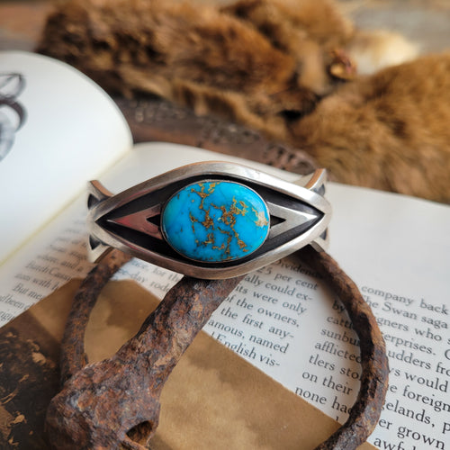 The Dean Cuff