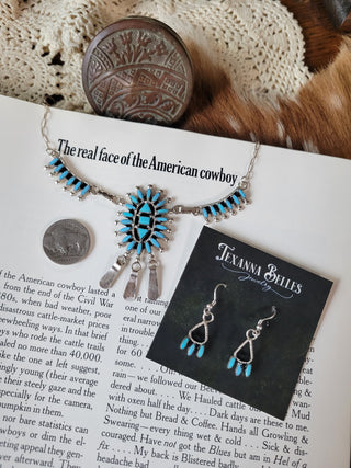 The Tucumcari Needlepoint Cluster Set