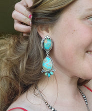 Load image into Gallery viewer, Blaze Earrings