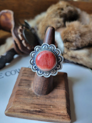 The Ophelia Ring - Sz 7.5 - Red Spiny