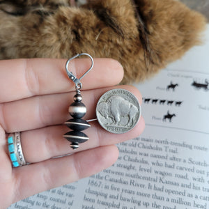Casey Saucer Pearl Earrings
