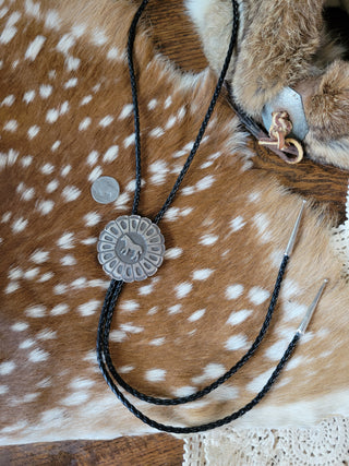 Horse Bolo