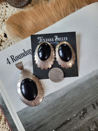 The Dalton Studs - Onyx - Vintage